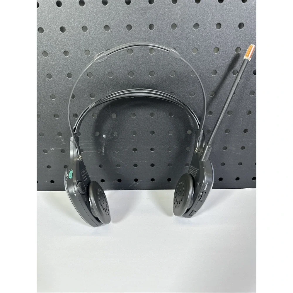Sony Walkman AM FM Radio Headphones Mega Bass SRF-H4